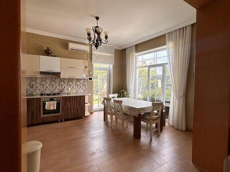 5 otaqlı həyət evi/bağ evi - Mərdəkan q. - 187 m²