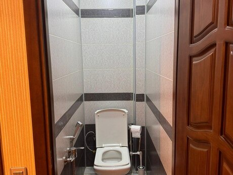 3 otaqlı köhnə tikili - Azadlıq Prospekti m. - 85 m²