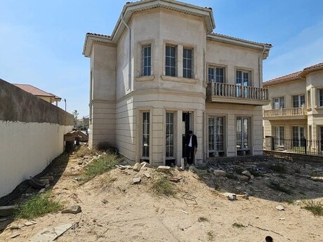 5-комн. дом/дача - пос. Нардаран - 230 м²