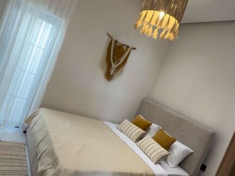 House with Garden, Villa For Rent