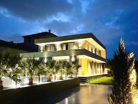 6-комн. дом/дача - пос. Новханы - 300 м²