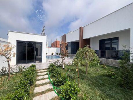 4 otaqlı həyət evi/bağ evi - Şüvəlan q. - 175 m²