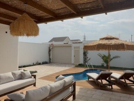 3 otaqlı həyət evi/bağ evi - Şüvəlan q. - 100 m²