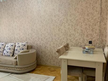 2 otaqlı köhnə tikili - Xətai r. - 60 m²