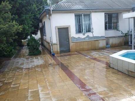 5 otaqlı həyət evi/bağ evi - Bakmil m. - 195.6 m²