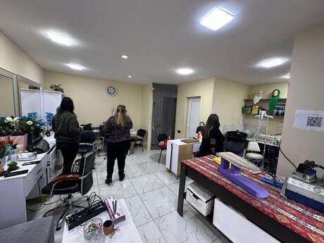 Объект - м. Нефтчиляр - 65 м²