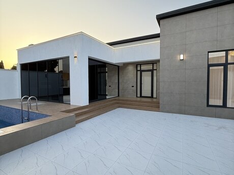 4 otaqlı həyət evi/bağ evi - Şüvəlan q. - 160 m²