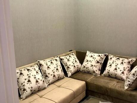 2 otaqlı köhnə tikili - Sahil m. - 50 m²