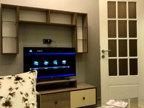 2 otaqlı köhnə tikili - Sahil m. - 50 m²