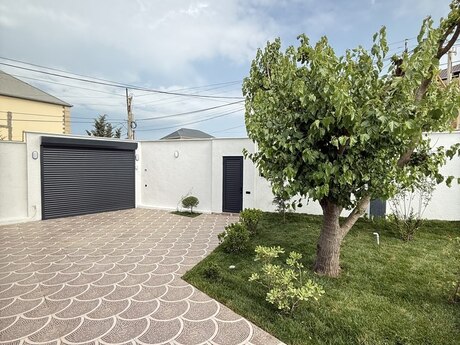 4 otaqlı həyət evi/bağ evi - Şüvəlan q. - 170 m²