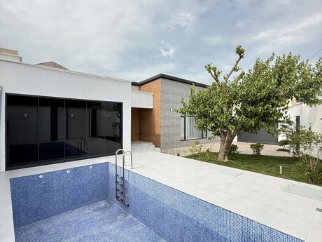 4 otaqlı həyət evi/bağ evi - Şüvəlan q. - 170 m²