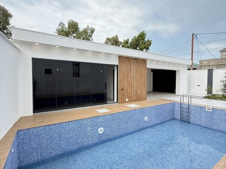 5 otaqlı həyət evi/bağ evi - Şüvəlan q. - 220 m²