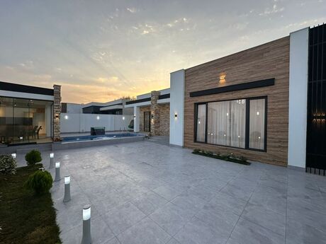 4 otaqlı həyət evi/bağ evi - Mərdəkan q. - 165 m²