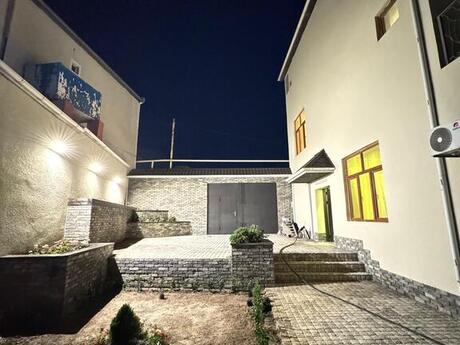 6 otaqlı həyət evi/bağ evi - Badamdar q. - 450 m²