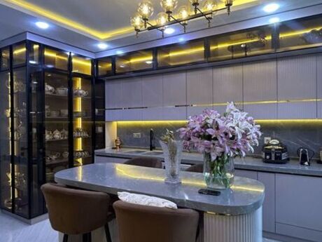 4 otaqlı yeni tikili - Nərimanov r. - 200 m²