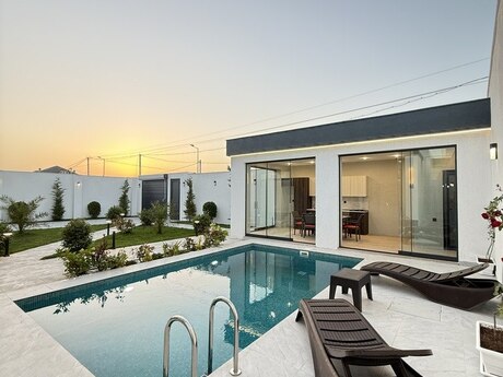 4 otaqlı həyət evi/bağ evi - Mərdəkan q. - 170 m²