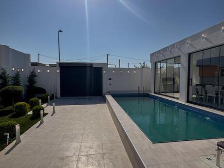 5 otaqlı həyət evi/bağ evi - Mərdəkan q. - 195 m²