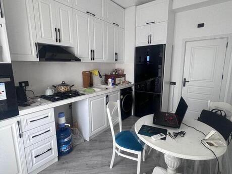2 otaqlı yeni tikili - 8 Noyabr m. - 60 m²