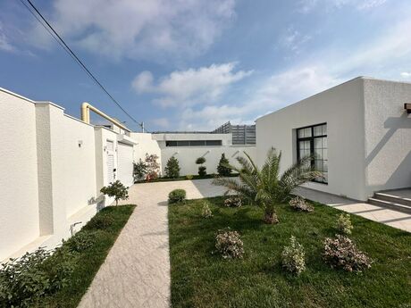 4 otaqlı həyət evi/bağ evi - Mərdəkan q. - 180 m²