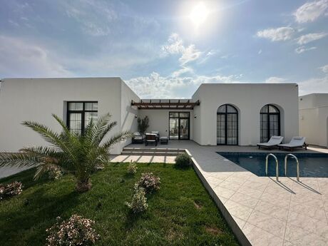 4 otaqlı həyət evi/bağ evi - Mərdəkan q. - 180 m²