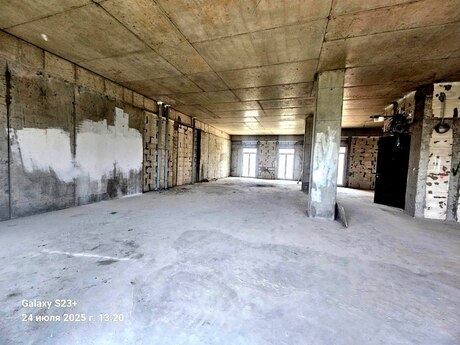 5 otaqlı yeni tikili - Ağ şəhər q. - 230 m²