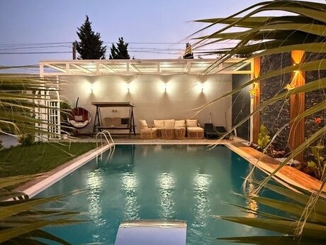 5 otaqlı həyət evi/bağ evi - Mərdəkan q. - 400 m²