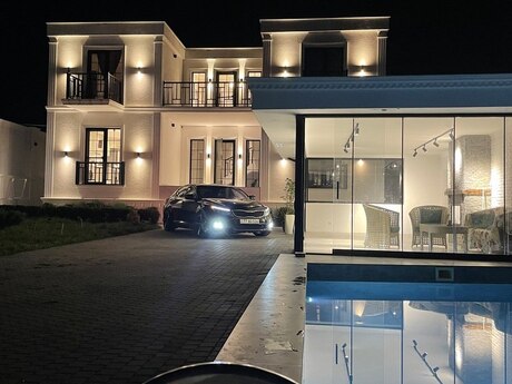 4 otaqlı həyət evi/bağ evi - Buzovna q. - 250 m²