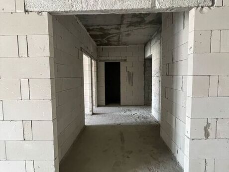 2-комн. новостройка - м. 8 ноября - 106 м²
