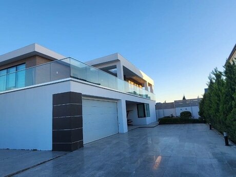 6 otaqlı həyət evi/bağ evi - Mərdəkan q. - 400 m²