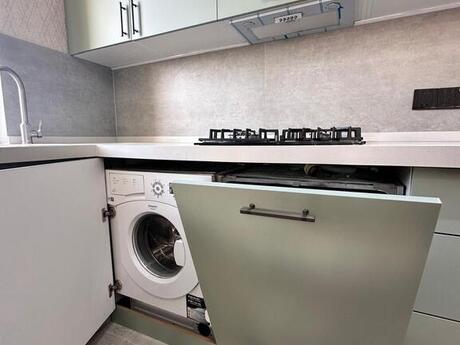 2-комнатная квартира, 72 м², 28 May: 245 000 ₼ 5