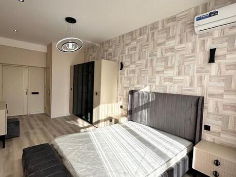 2-комнатная квартира, 72 м², 28 May: 245 000 ₼ 4