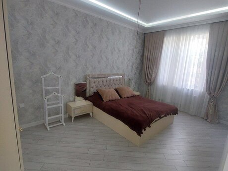 4 otaqlı həyət evi/bağ evi - Binəqədi q. - 130 m²