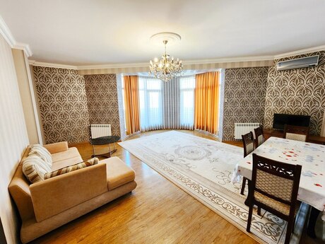 3 otaqlı yeni tikili - 28 May m. - 160 m²