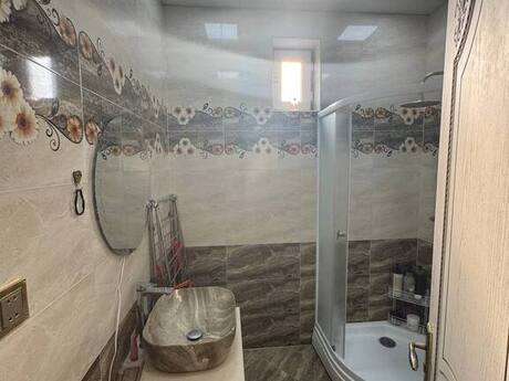 6 otaqlı həyət evi/bağ evi - Masazır q. - 200 m²