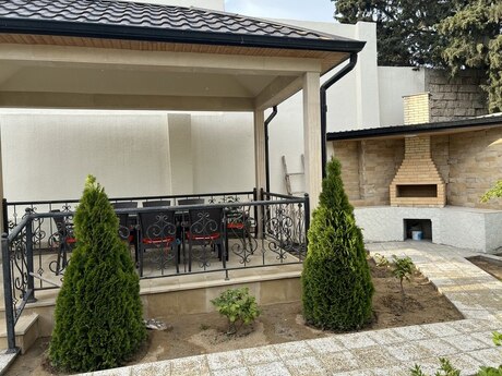 4 otaqlı həyət evi/bağ evi - Şüvəlan q. - 120 m²