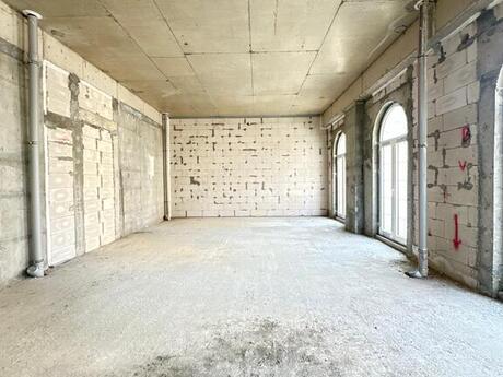 4 otaqlı yeni tikili - Ağ şəhər q. - 145 m²