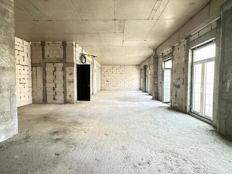 4 otaqlı yeni tikili - Ağ şəhər q. - 145 m²
