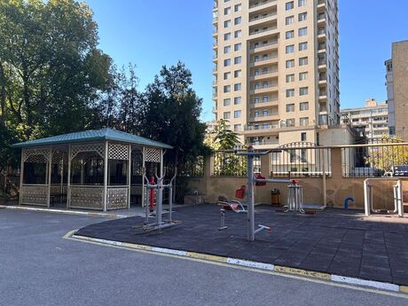 3 otaqlı mənzil, 75 m², İnşaatçılar: 260 000 ₼ 3