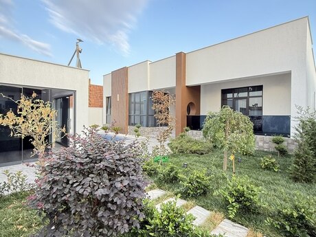 4 otaqlı həyət evi/bağ evi - Şüvəlan q. - 170 m²