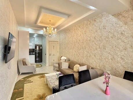 2 otaqlı yeni tikili - 8 Noyabr m. - 65 m²
