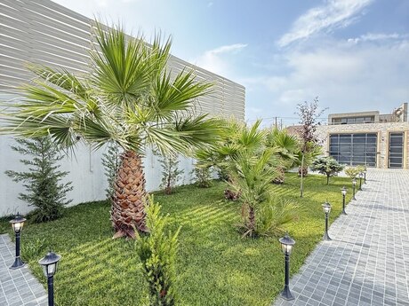 6 otaqlı həyət evi/bağ evi - Mərdəkan q. - 340 m²
