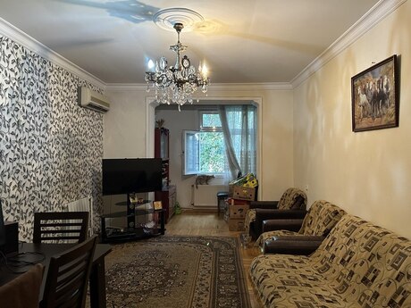 3 otaqlı köhnə tikili - Nəriman Nərimanov m. - 100 m²