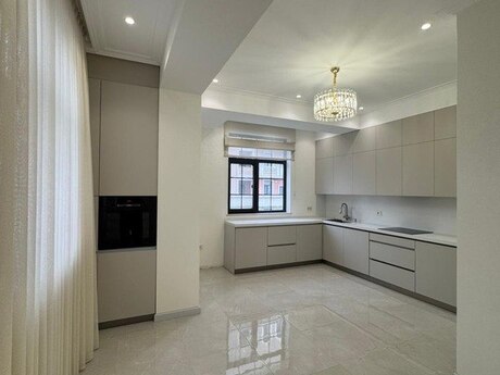 4-room apartment, 174 m², Renessans Palace: 840 000 ₼ 4