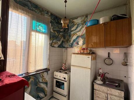 2 otaqlı köhnə tikili - 20 Yanvar m. - 55 m²