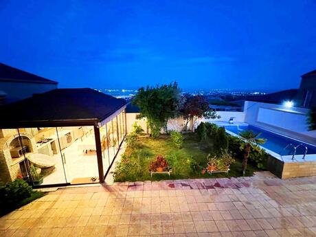 6 otaqlı həyət evi/bağ evi - Köhnə Günəşli q. - 230 m²
