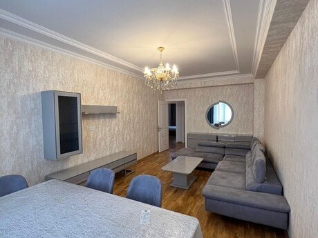 3 otaqlı yeni tikili - İnşaatçılar m. - 123 m²