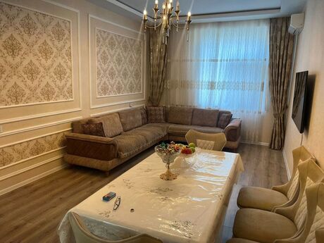 2-комн. новостройка - м. Элмляр Академиясы - 86 м²