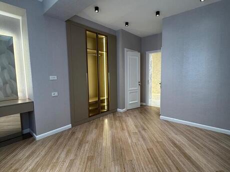 3 otaqlı yeni tikili - Elmlər Akademiyası m. - 125 m²