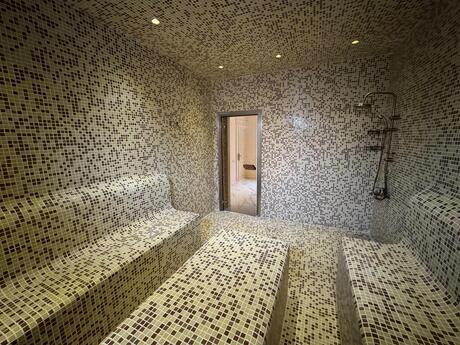 House with Garden, Villa For Sale