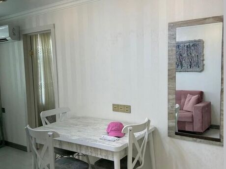 2 otaqlı köhnə tikili - Nizami m. - 35 m²